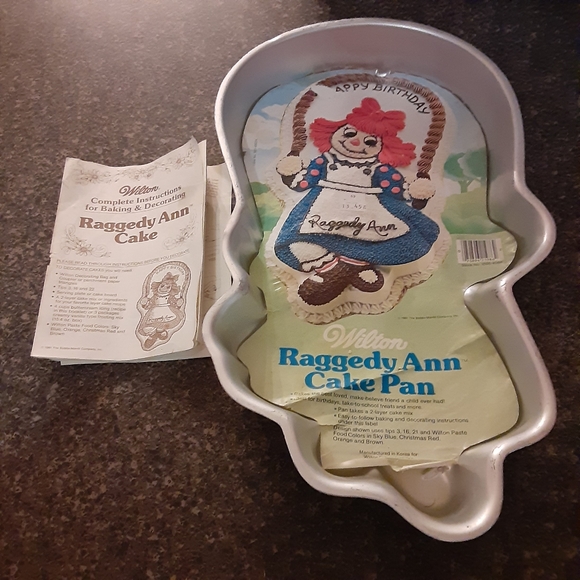 Vintage 1981 Wilton Raggedy Ann Cake Pan - Picture 2 of 15